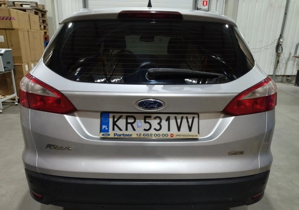 Ford Focus cena 9800 przebieg: 308000, rok produkcji 2013 z Kraków małe 154